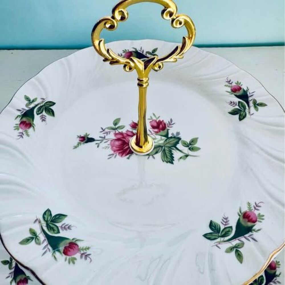 Vintage Lynn’s Fine China 2-Tier Dessert Stand - Victorian Rose Pattern - Picture 3 of 4